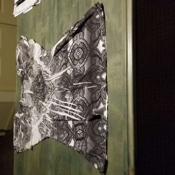 tunic - Picture 5 of 8